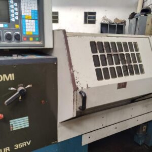Torno CNC - ROMI - CENTUR 35RV