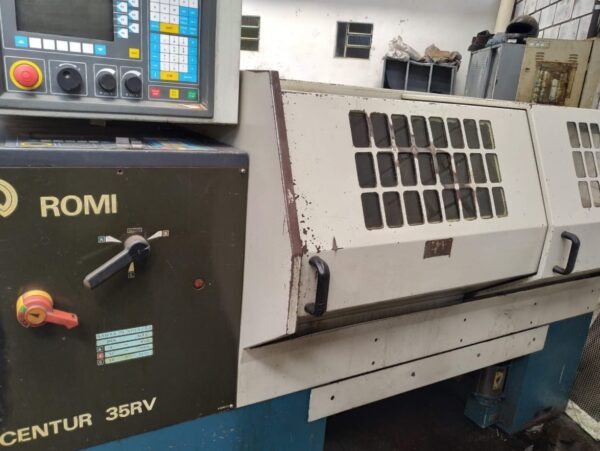 Torno CNC - ROMI - CENTUR 35RV - Imagem 3