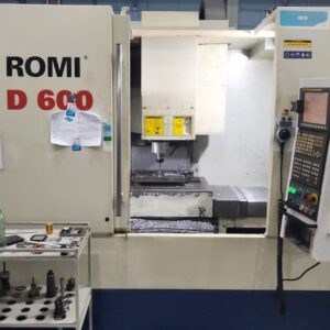 Centro de usinagem - ROMI - D600