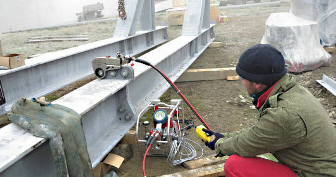 chave-hidraulica-de-torque-tipo-dflex-em-uso