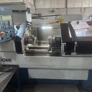 Torno CNC - ROMI - Centur 30D
